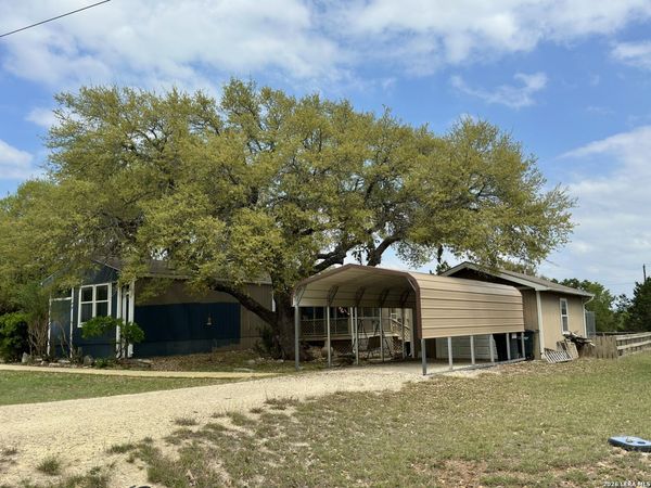 261 Pr 1514, Bandera, TX 78003