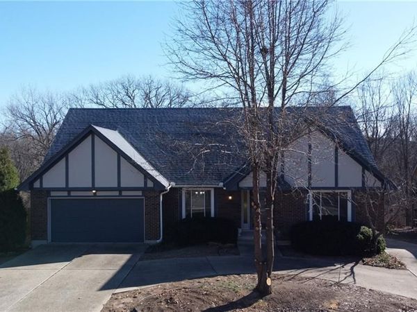 11947 harrison Drive, Kansas City, MO 64146