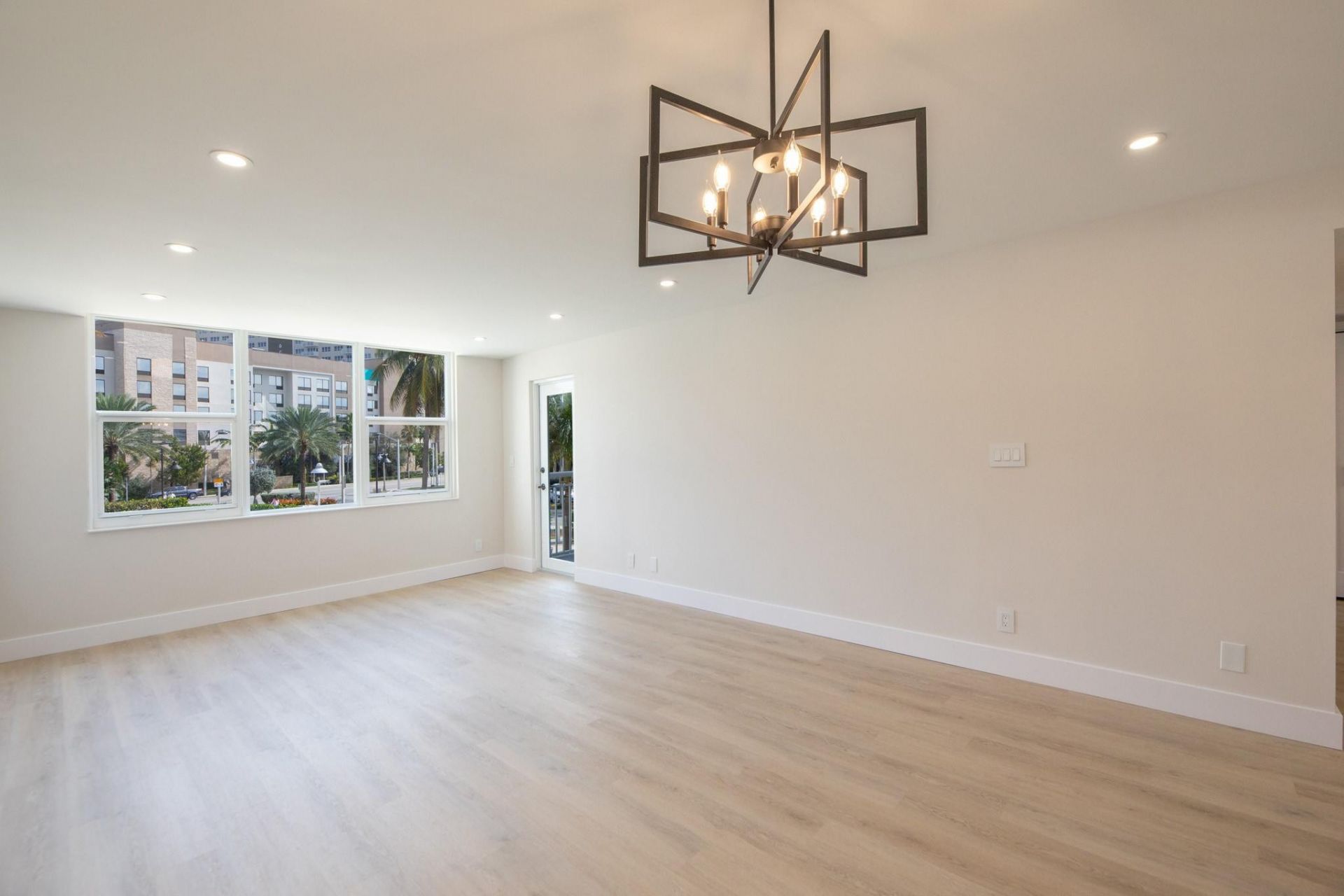 201 N Ocean Boulevard, Unit 207, Pompano Beach, FL 33062 Photo