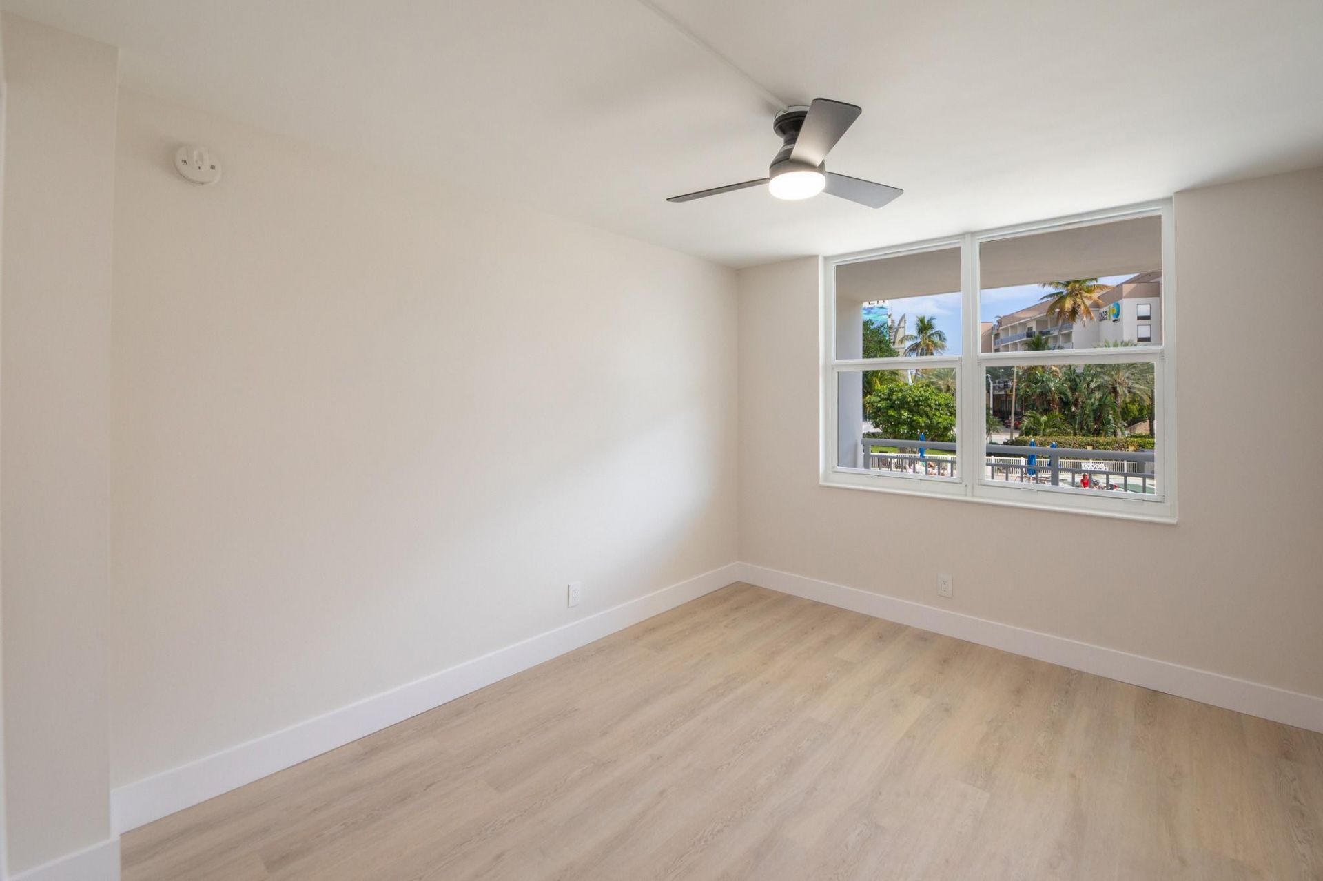 201 N Ocean Boulevard, Unit 207, Pompano Beach, FL 33062 Photo