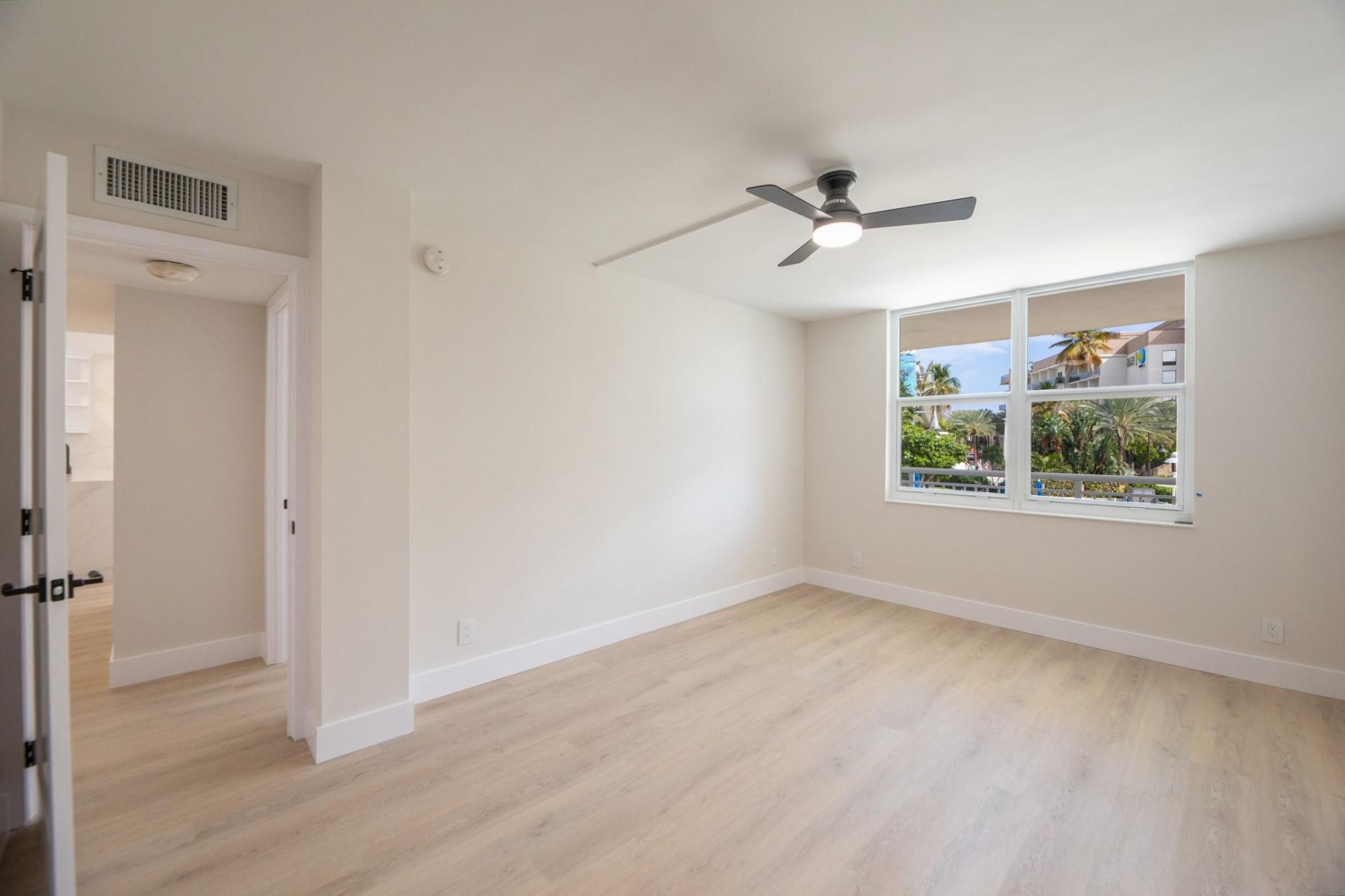 201 N Ocean Boulevard, Unit 207, Pompano Beach, FL 33062 Photo