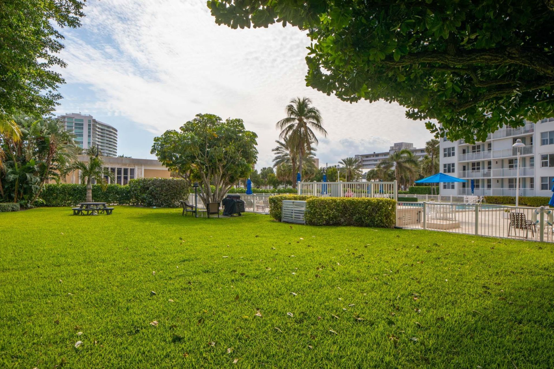 201 N Ocean Boulevard, Unit 207, Pompano Beach, FL 33062 Photo