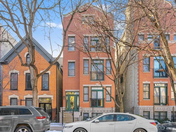 1056 N Marshfield Avenue, Unit 3, Chicago, IL 60622