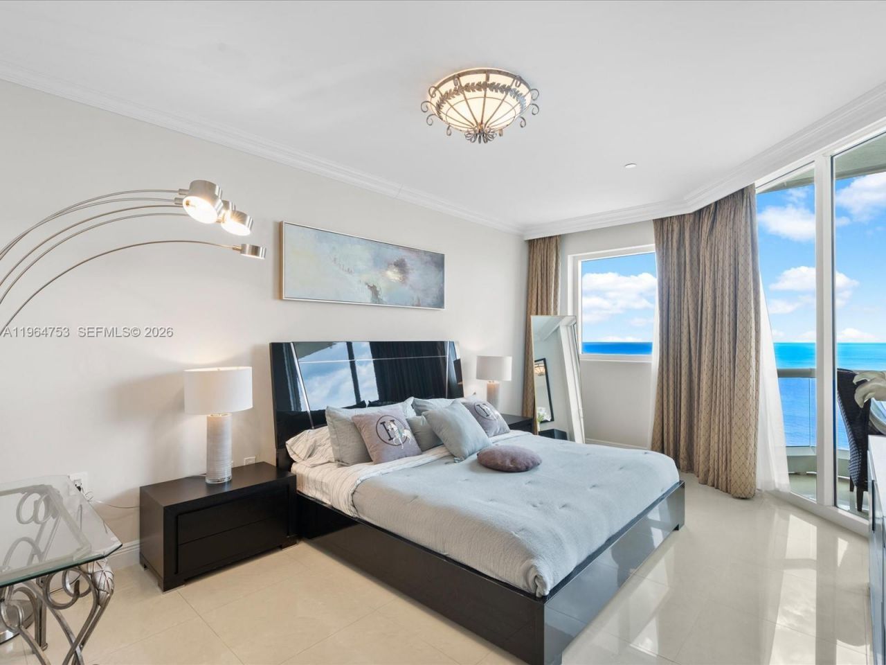 17875 Collins Ave, Unit 4405, Sunny Isles Beach, FL 33160 Photo