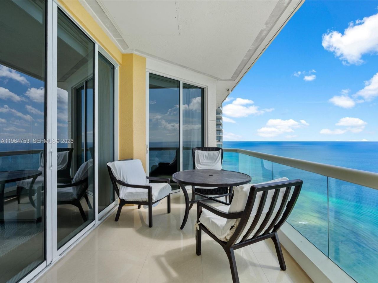 17875 Collins Ave, Unit 4405, Sunny Isles Beach, FL 33160 Photo