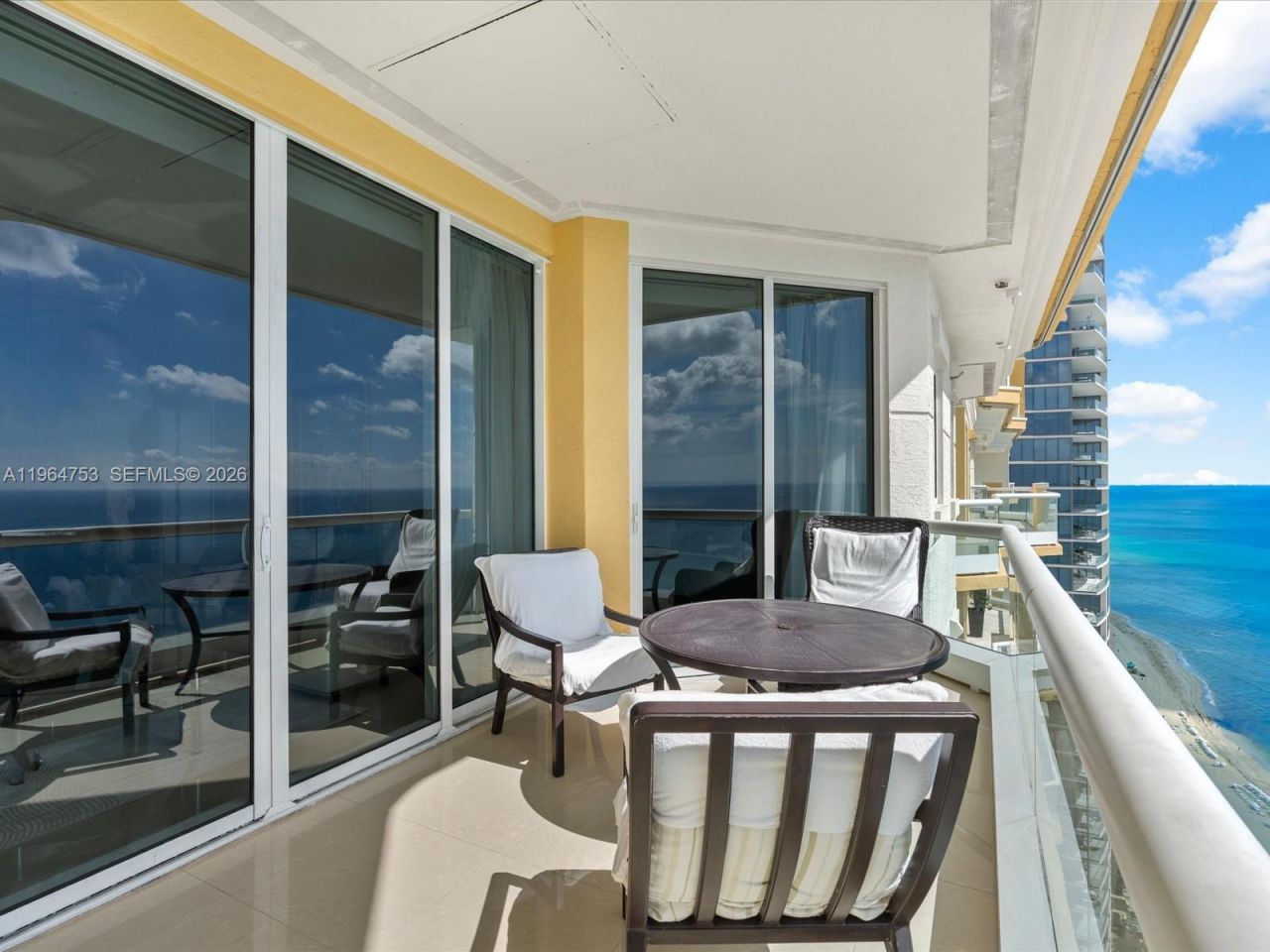 17875 Collins Ave, Unit 4405, Sunny Isles Beach, FL 33160 Photo