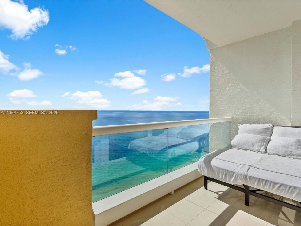 17875 Collins Ave, Unit 4405, Sunny Isles Beach, FL 33160 Photo