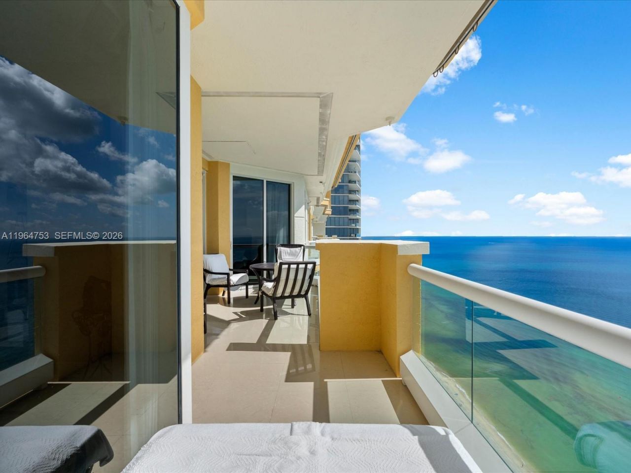 17875 Collins Ave, Unit 4405, Sunny Isles Beach, FL 33160 Photo