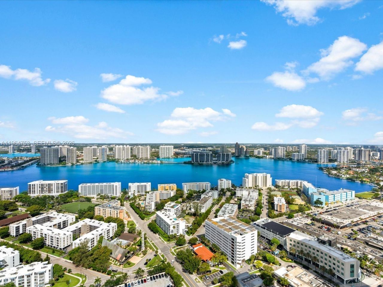 17875 Collins Ave, Unit 4405, Sunny Isles Beach, FL 33160 Photo