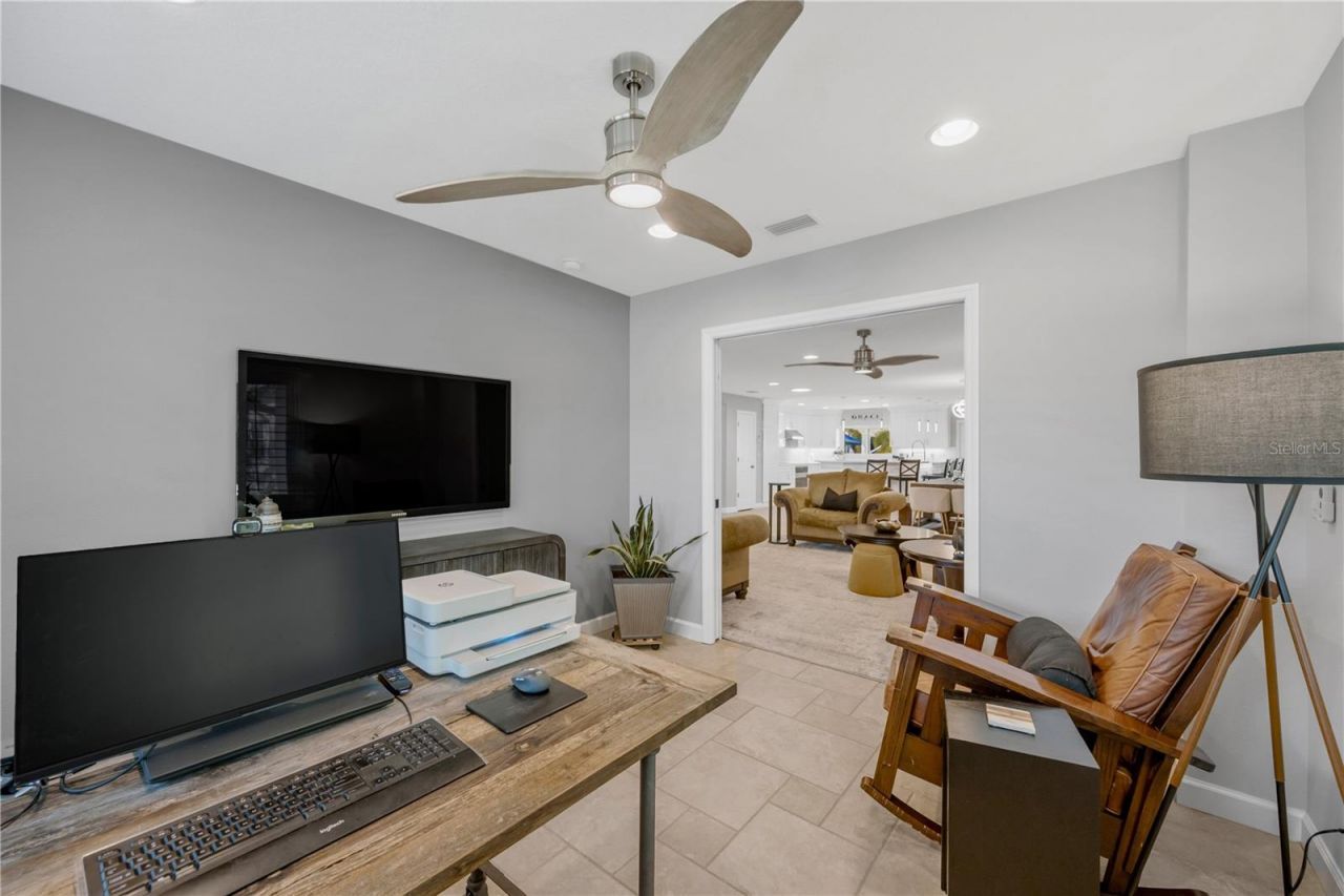 1963 Michigan Avenue Ne, Saint Petersburg, FL 33703 Photo