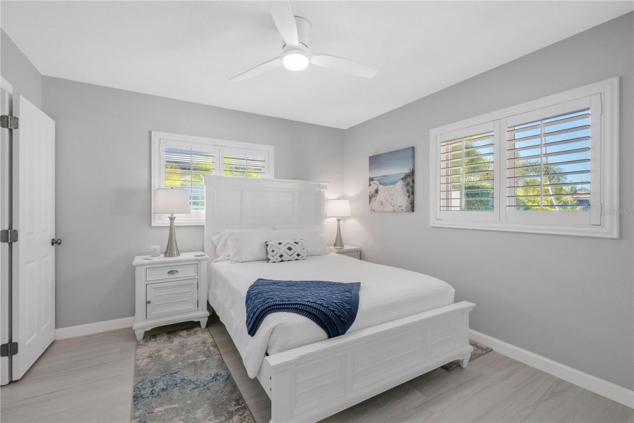 1963 Michigan Avenue Ne, Saint Petersburg, FL 33703 Photo