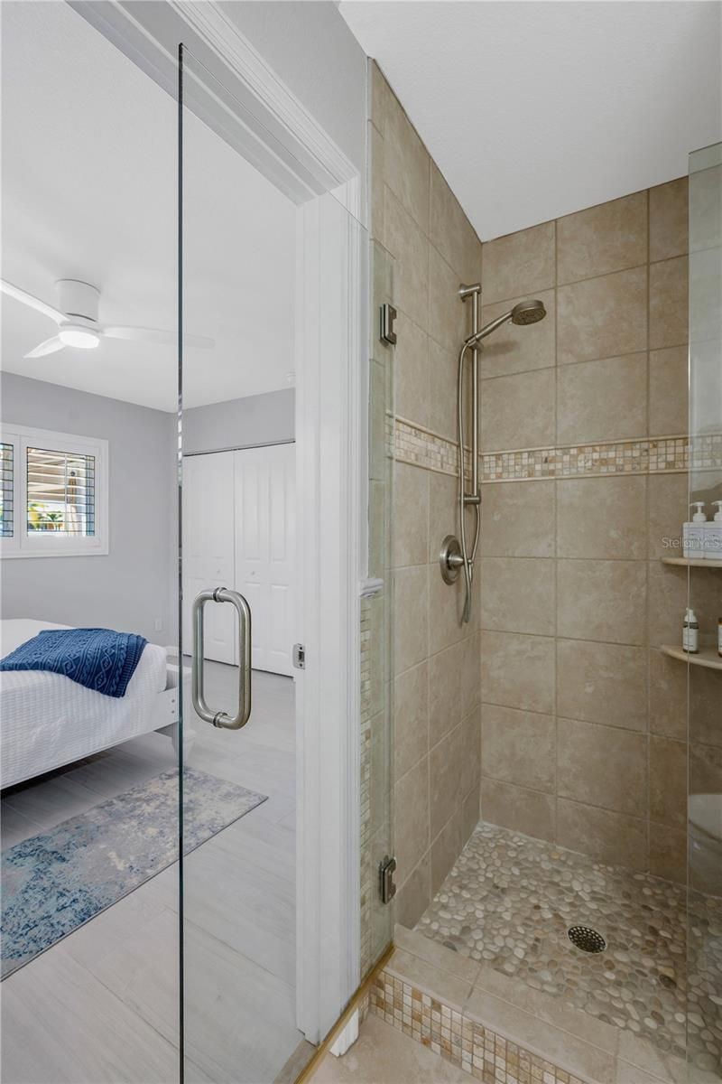 1963 Michigan Avenue Ne, Saint Petersburg, FL 33703 Photo