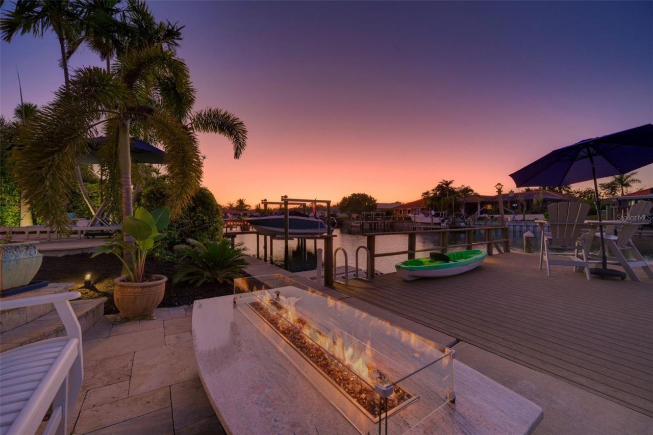 1963 Michigan Avenue Ne, Saint Petersburg, FL 33703 Photo