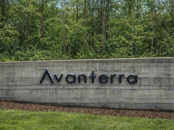 6863 N Nature Lane, La Porte, IN 46350