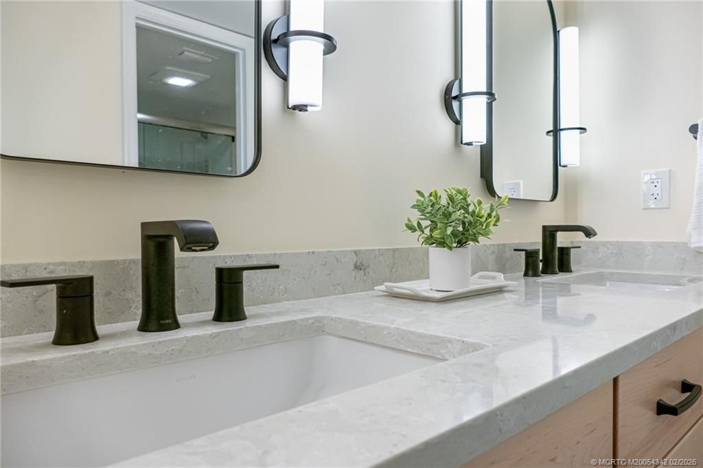 162 SE Saint Lucie Boulevard, Unit 204B, Stuart, FL 34996 Photo