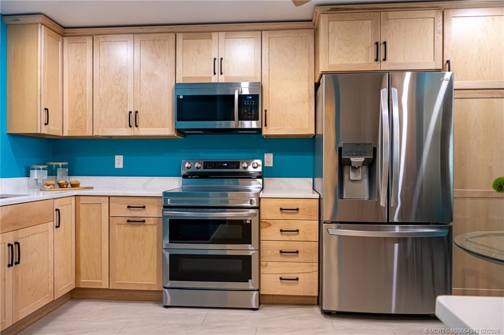 162 SE Saint Lucie Boulevard, Unit 204B, Stuart, FL 34996 Photo