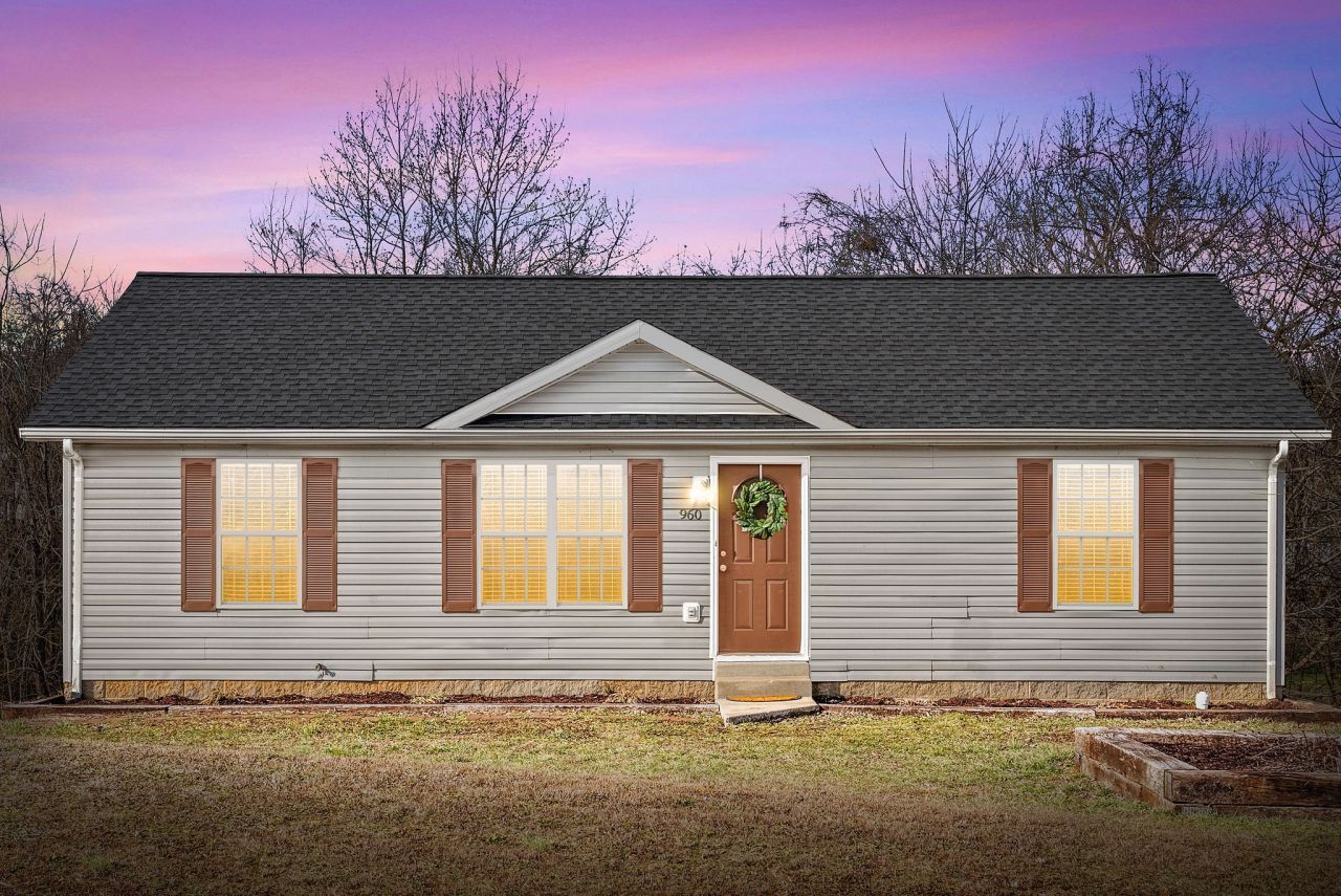 960 Granny White Road, Clarksville, TN 37040 Main Photo