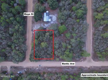 00 BANKS Avenue, Interlachen, FL 32148