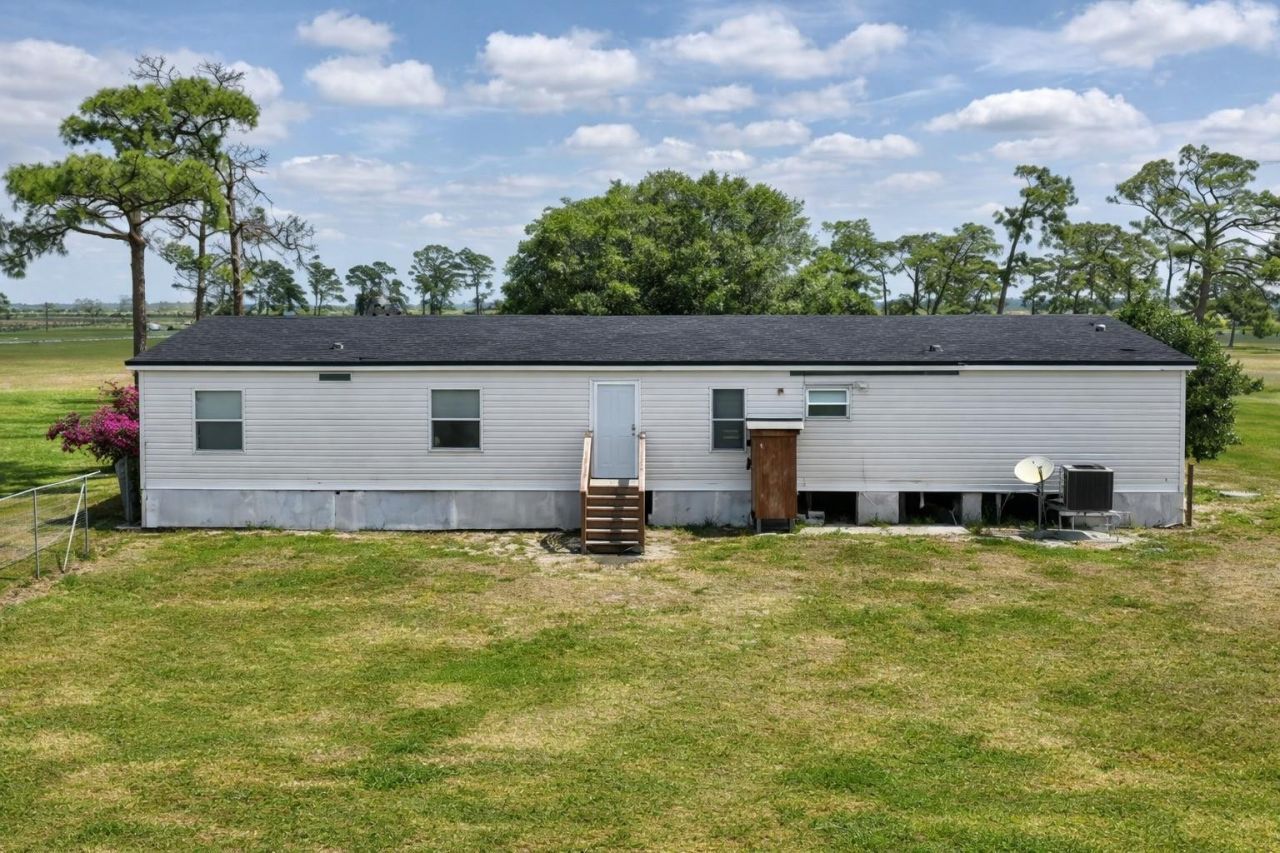 6575 NE 96th Ave, Okeechobee, FL 34972 Photo