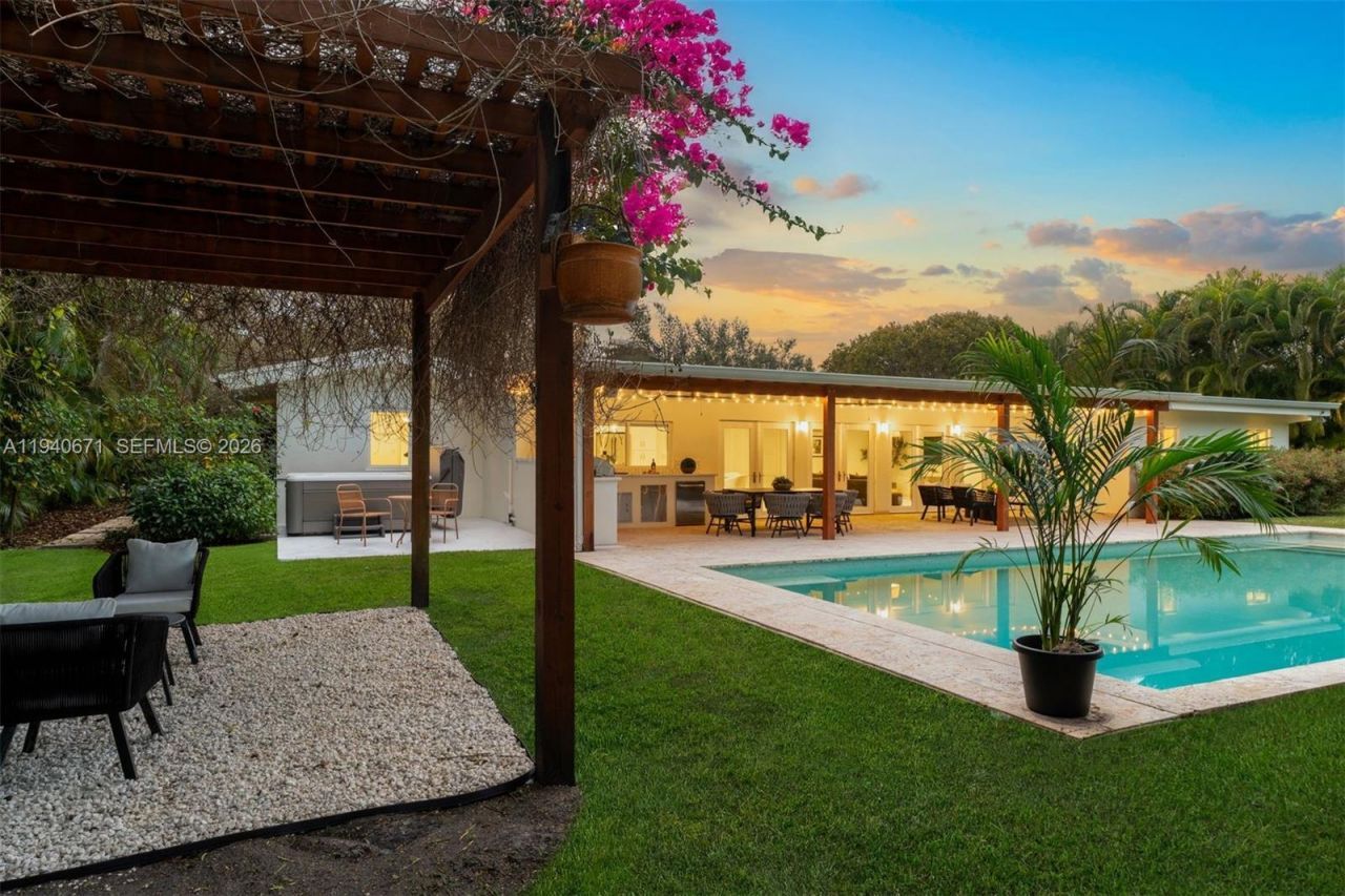 12685 SW 81st Ave, Pinecrest, FL 33156 Photo