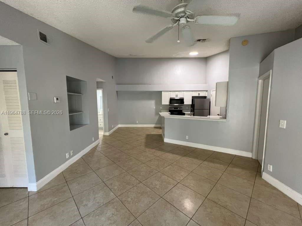 9999 Summerbreeze Dr, Unit 715, Sunrise, FL 33322 Photo