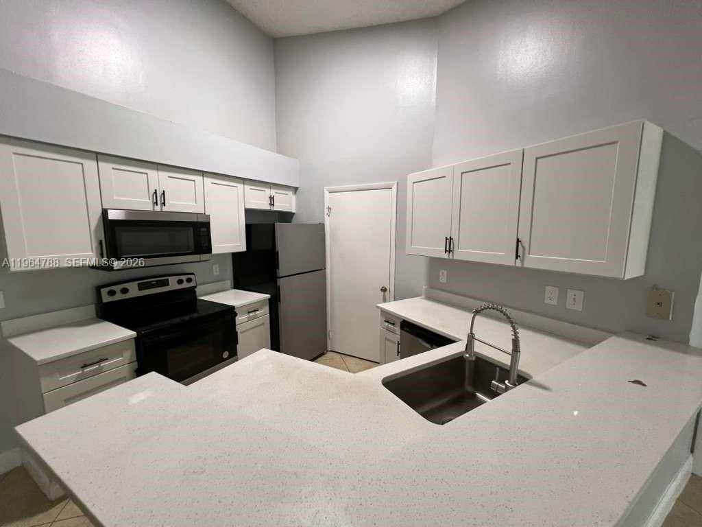 9999 Summerbreeze Dr, Unit 715, Sunrise, FL 33322 Photo