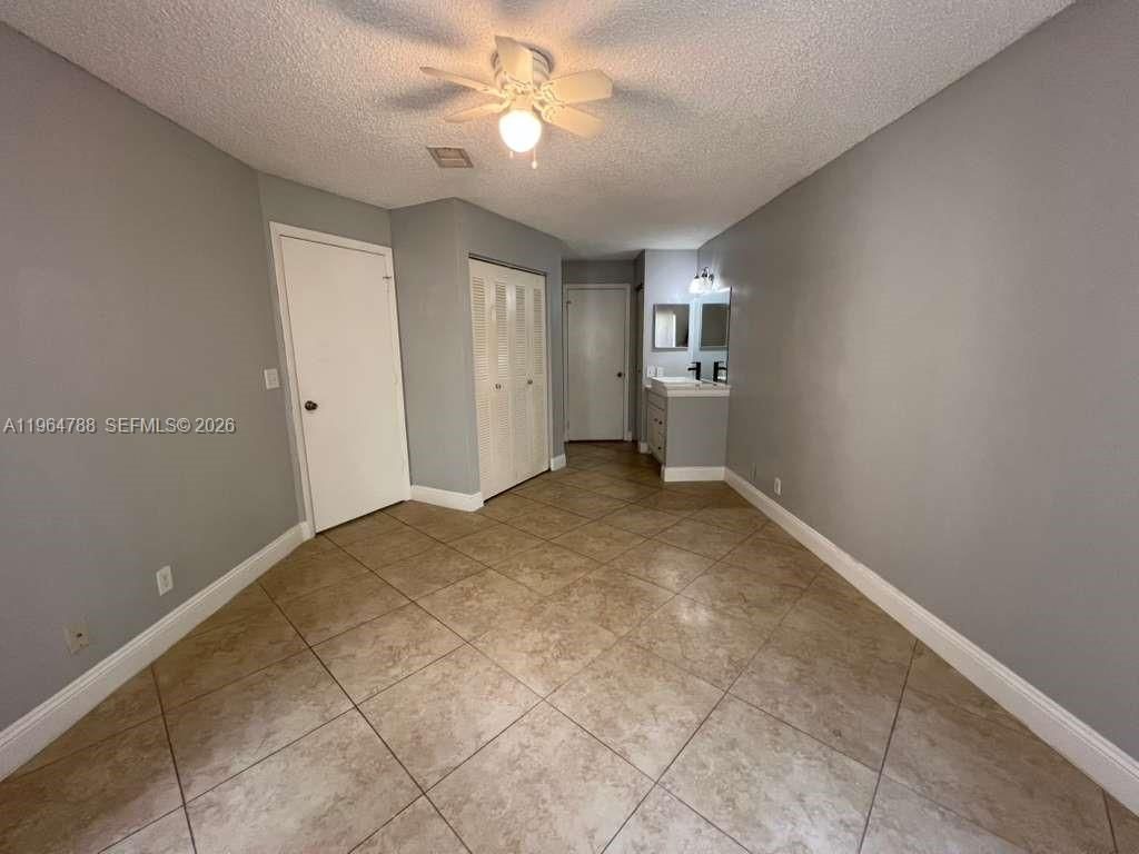 9999 Summerbreeze Dr, Unit 715, Sunrise, FL 33322 Photo