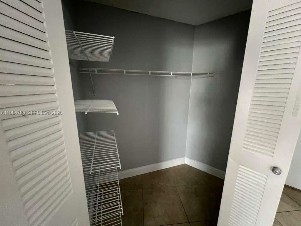 9999 Summerbreeze Dr, Unit 715, Sunrise, FL 33322 Photo