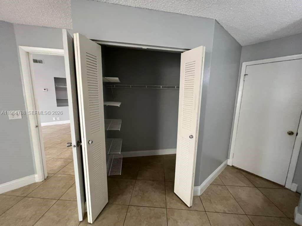 9999 Summerbreeze Dr, Unit 715, Sunrise, FL 33322 Photo