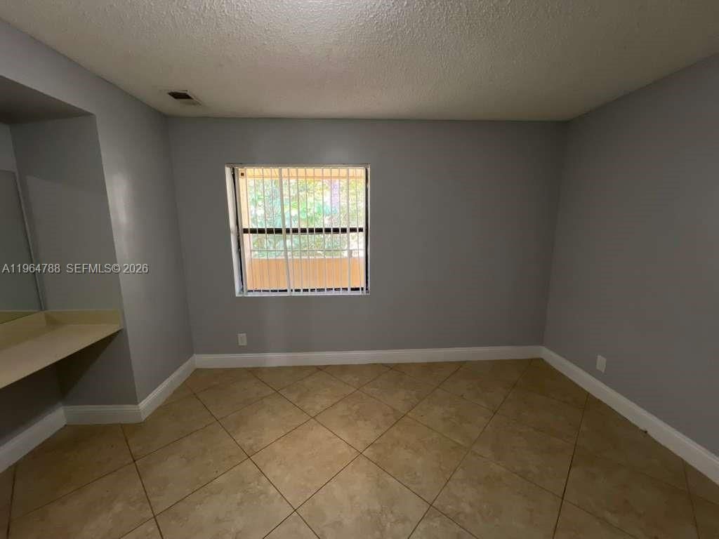 9999 Summerbreeze Dr, Unit 715, Sunrise, FL 33322 Photo