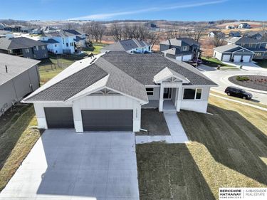3656 S 217 Street, Elkhorn, NE 68022