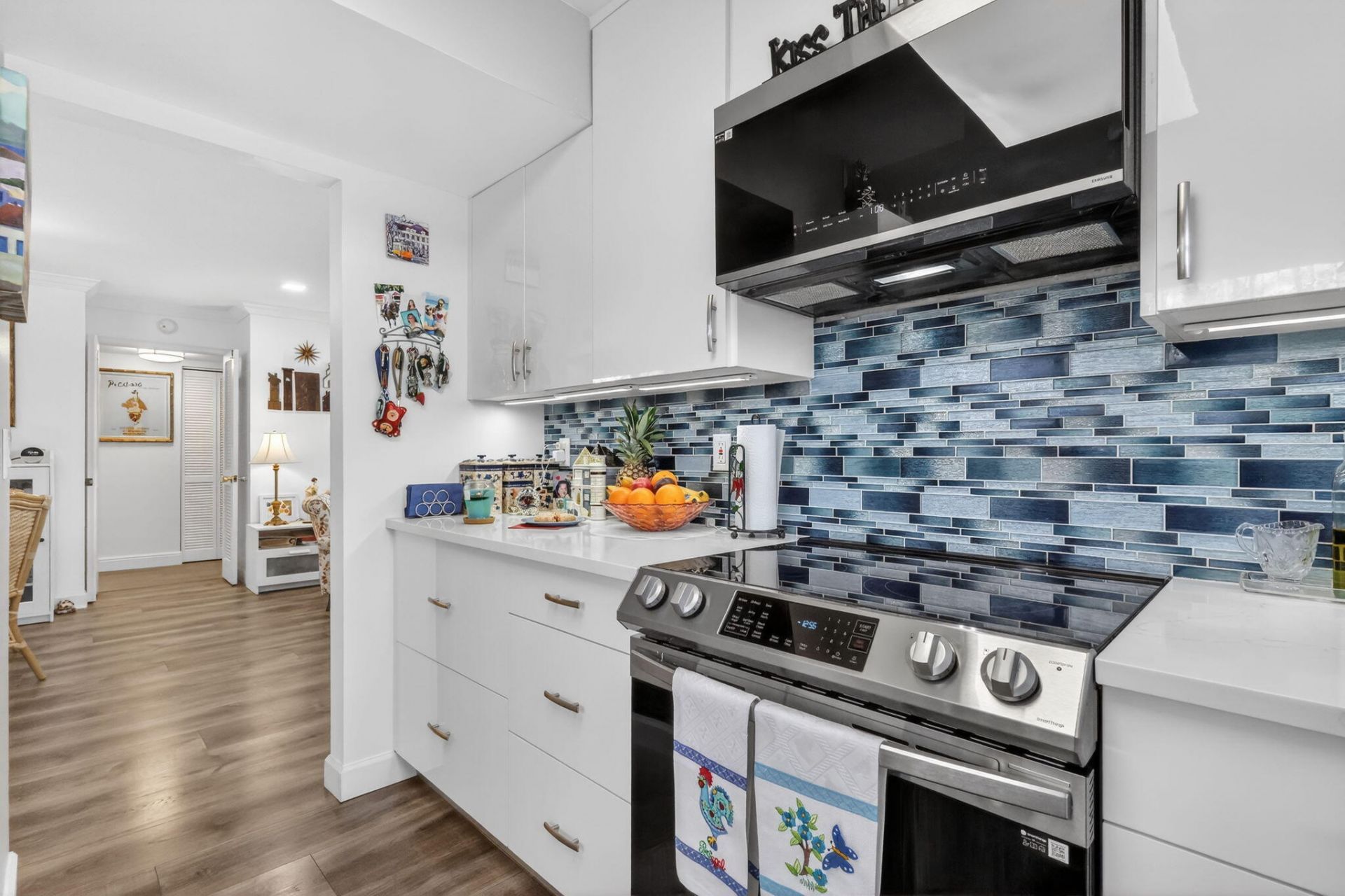 10 Colonial Club Drive, Unit 305, Boynton Beach, FL 33435 Photo