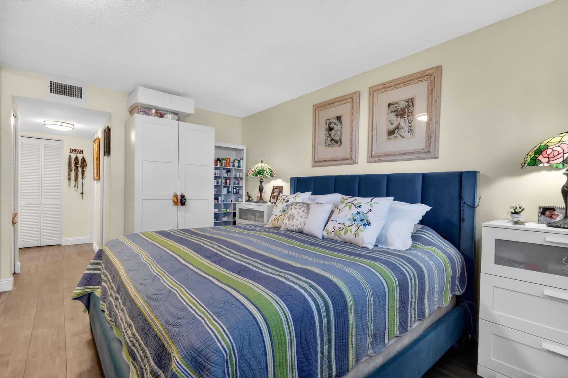 10 Colonial Club Drive, Unit 305, Boynton Beach, FL 33435 Photo