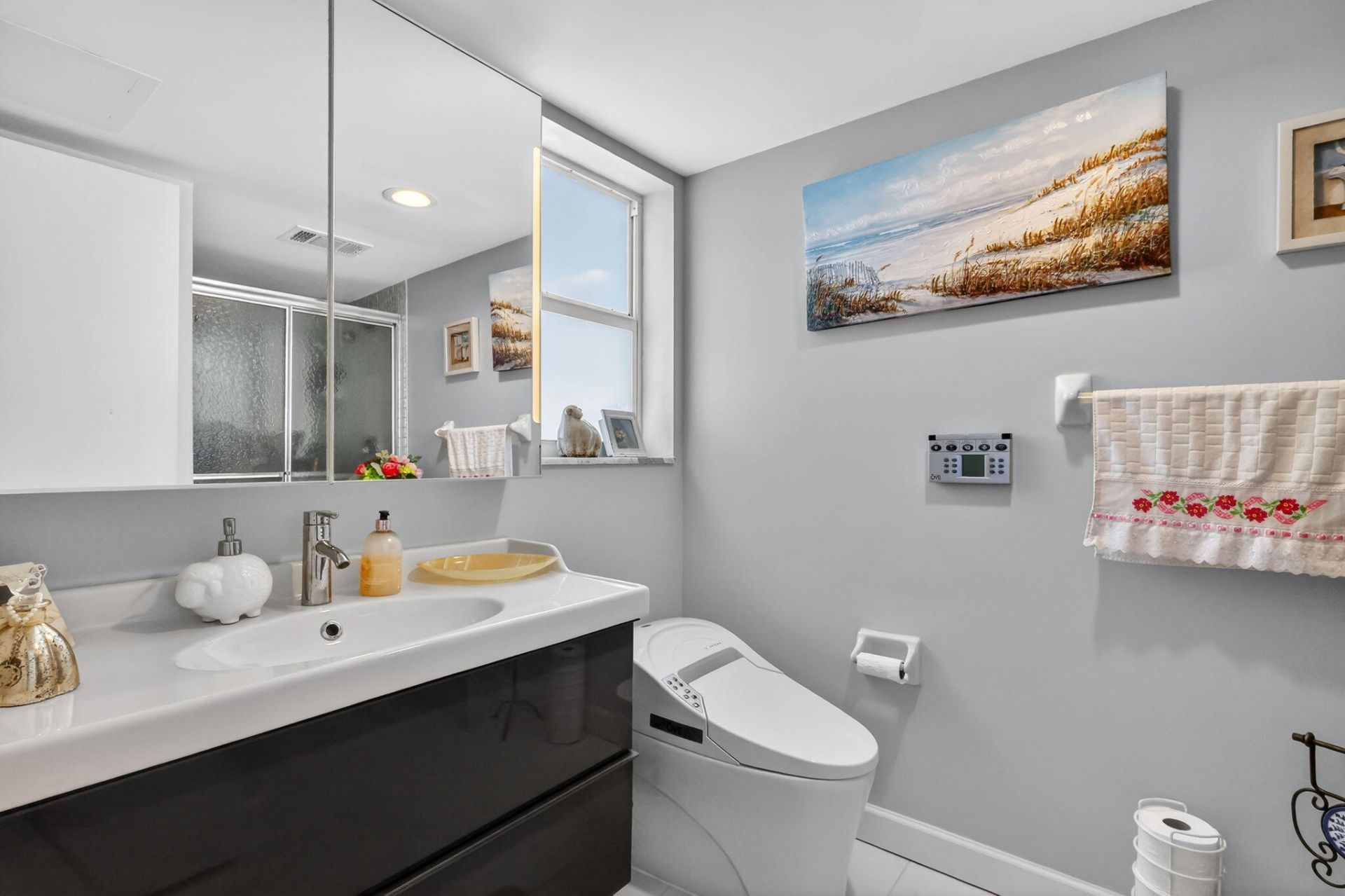 10 Colonial Club Drive, Unit 305, Boynton Beach, FL 33435 Photo