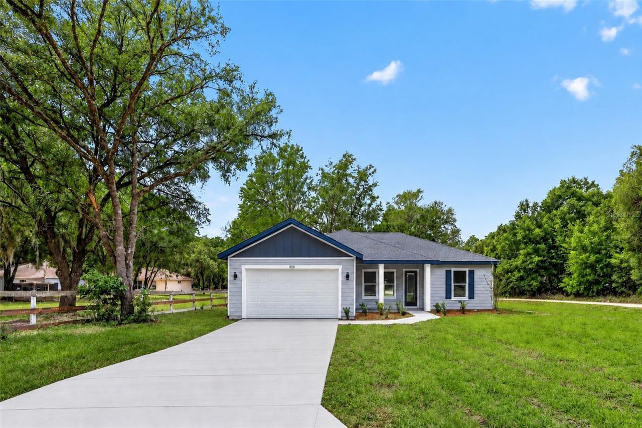 10110 SW 135th Court, Dunnellon, FL 34432 Main Photo