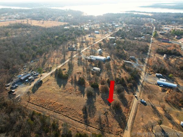 2 E 1133 Road, Porum, OK 74455