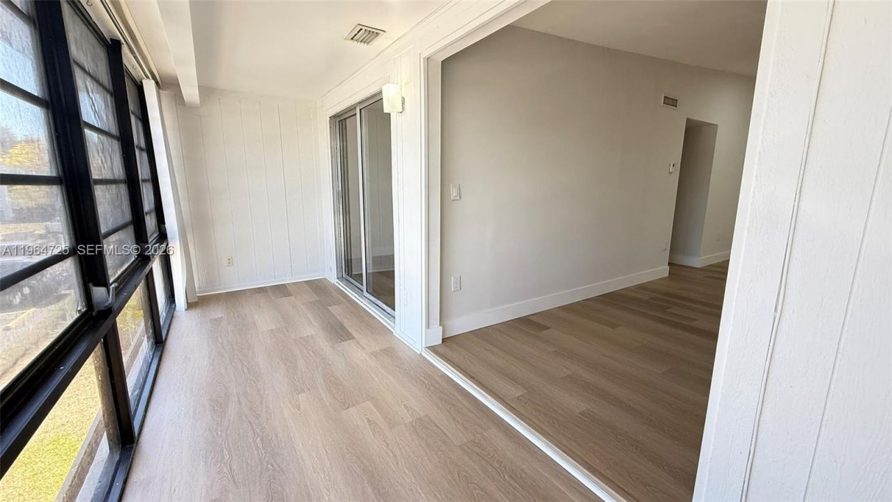 9705 Hammocks Blvd, Unit 201, Miami, FL 33196 Photo