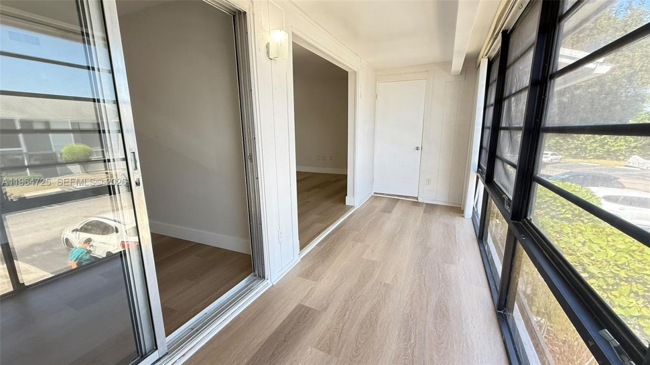 9705 Hammocks Blvd, Unit 201, Miami, FL 33196 Photo