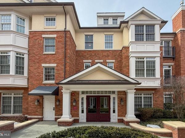 132 VICTORIA MEWS, PRINCETON, NJ 08542