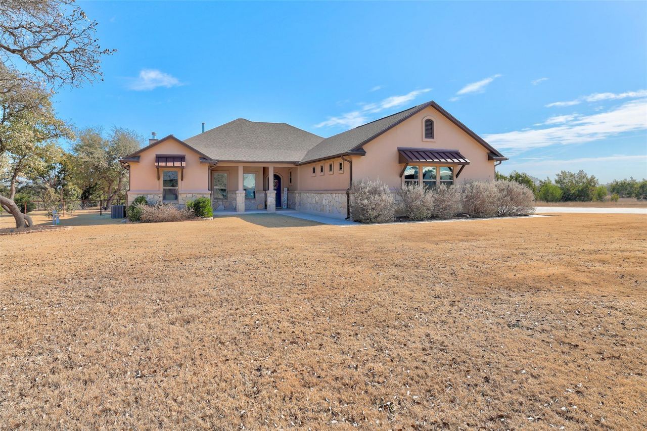 329 Esperanza Petal Pass, Liberty Hill, TX 78642 Main Photo