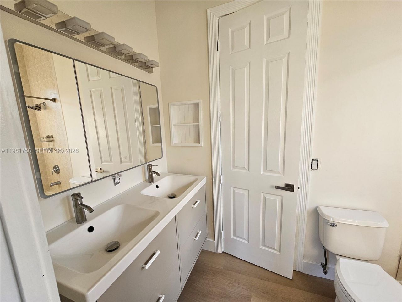 7996 SW 195th St , Cutler Bay, FL 33157 Photo