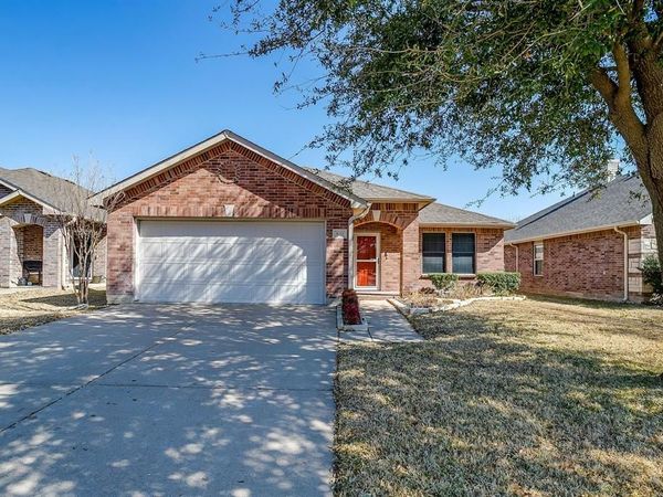 800 Grant Street, Burleson, TX 76028