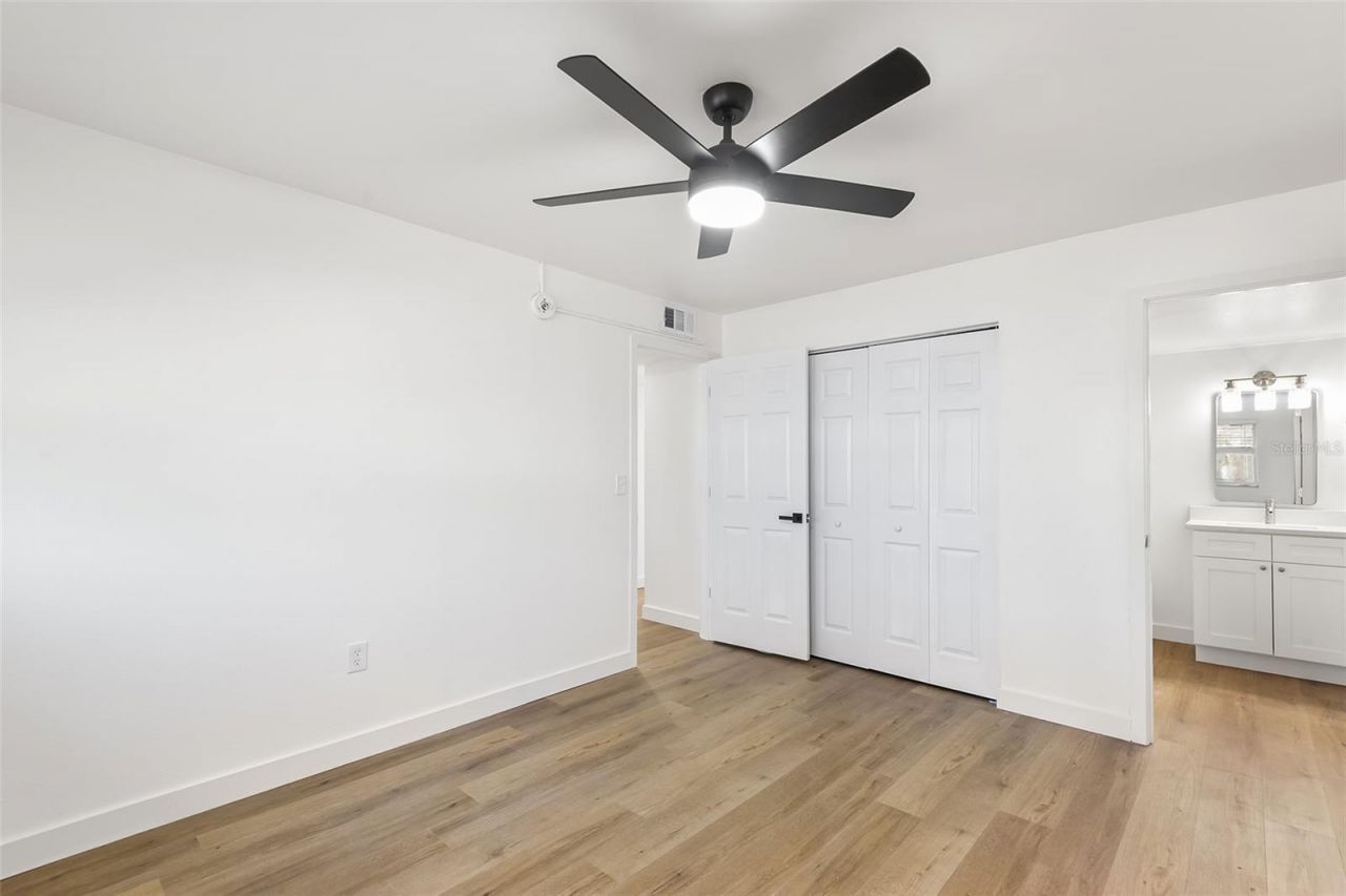 555 62nd Street S, Unit 110, Saint Petersburg, FL 33707 Photo