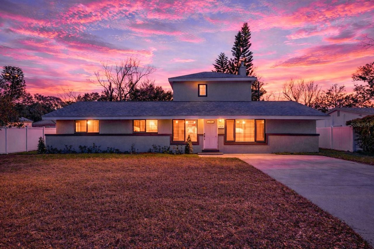 6525 15th Street N, Saint Petersburg, FL 33702 Main Photo