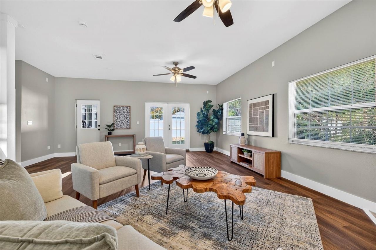 6525 15th Street N, Saint Petersburg, FL 33702 Photo