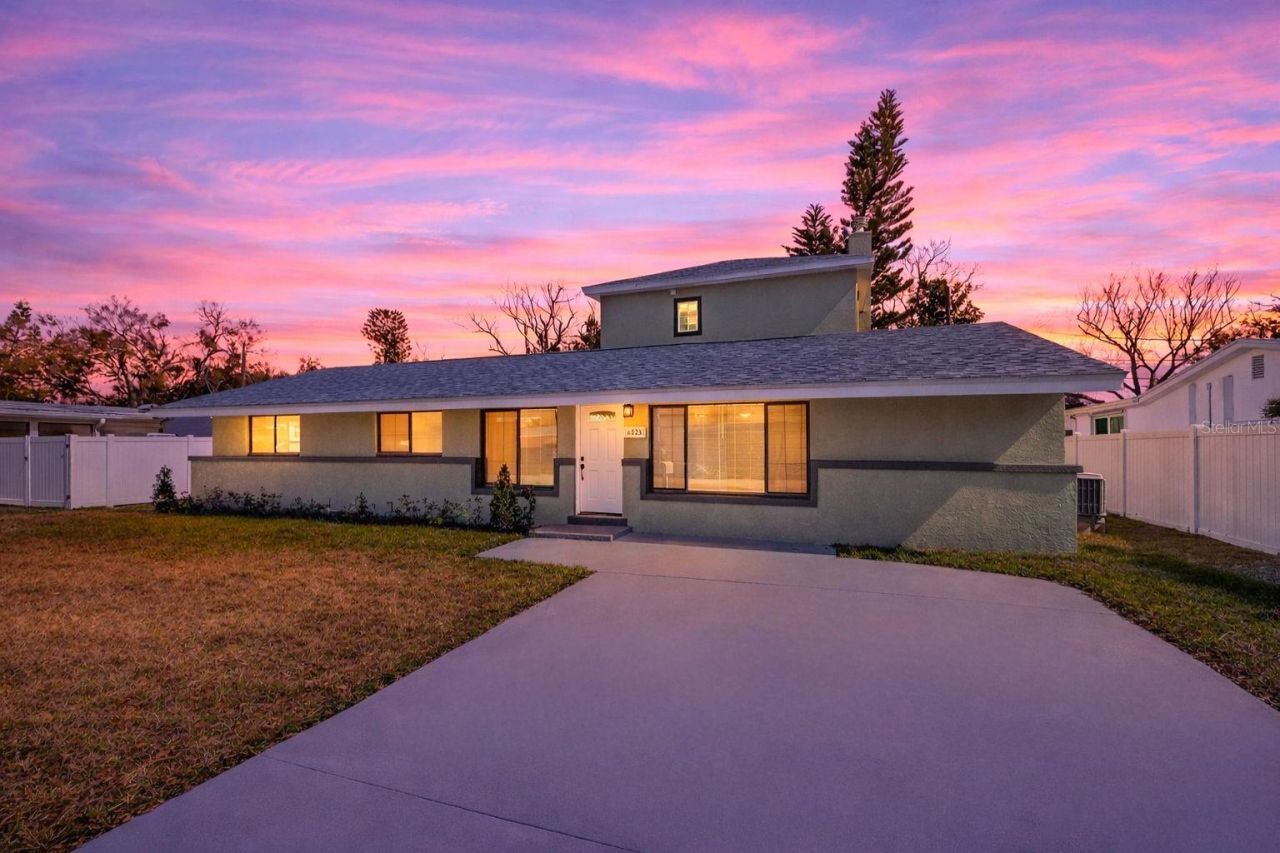 6525 15th Street N, Saint Petersburg, FL 33702 Photo