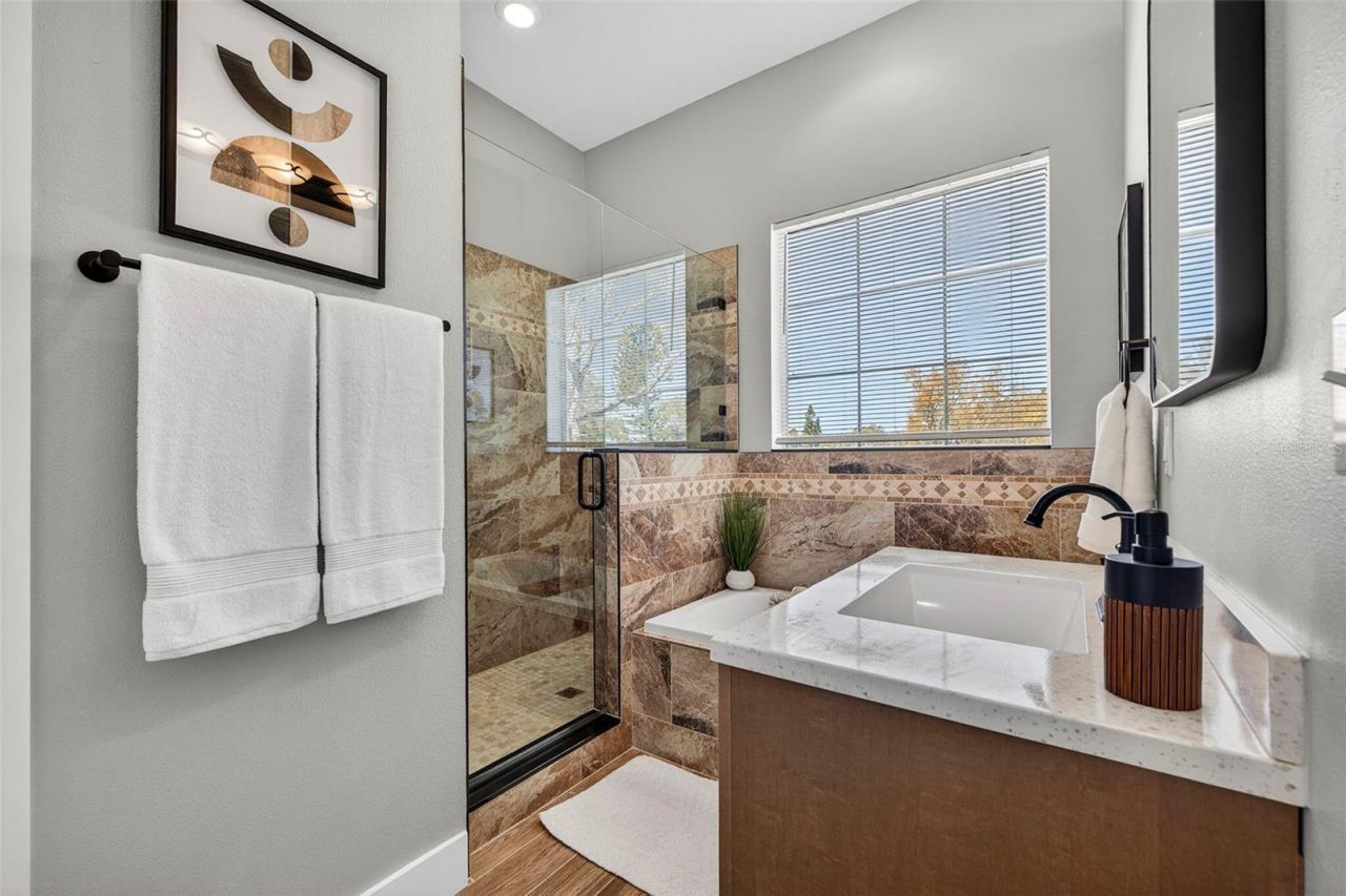 6525 15th Street N, Saint Petersburg, FL 33702 Photo