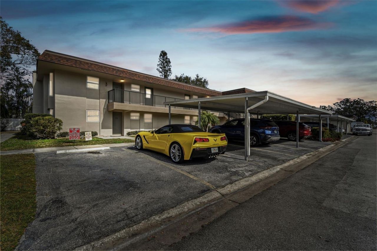 9945 47th Avenue, Unit 206, Saint Petersburg, FL 33708 Main Photo