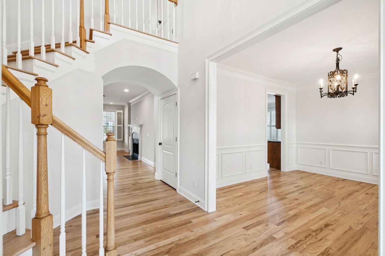 529 Two Mile Run Photo 10