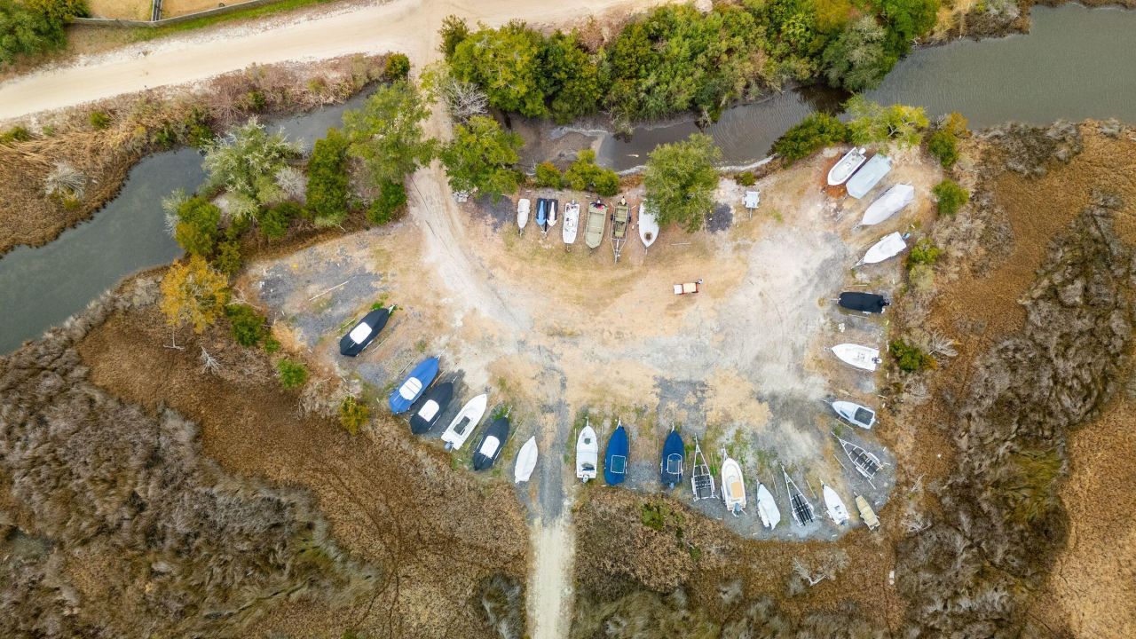 529 Two Mile Run Photo 108